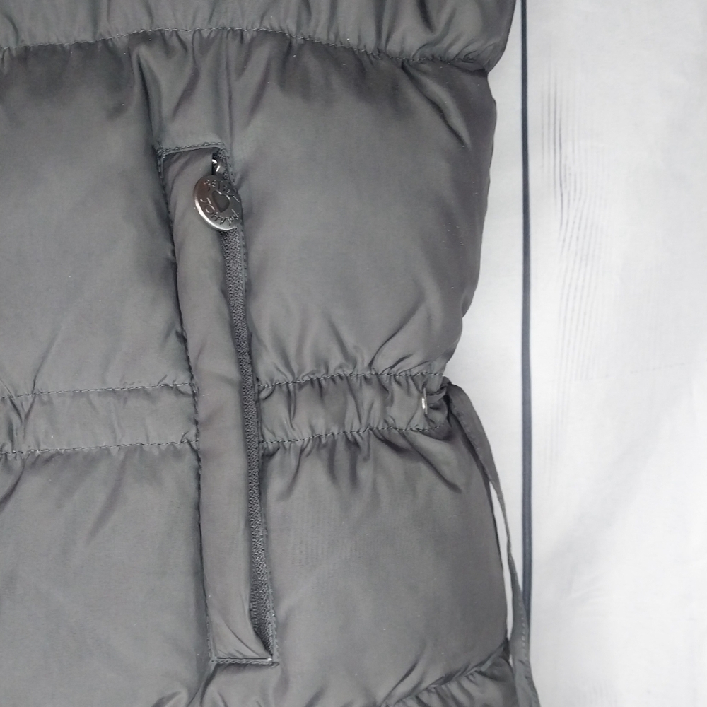 Betsey Johnson Quilted Charcoal Gray Cozy Casual Layering Piece Puffer Vest - Picture 3 of 11